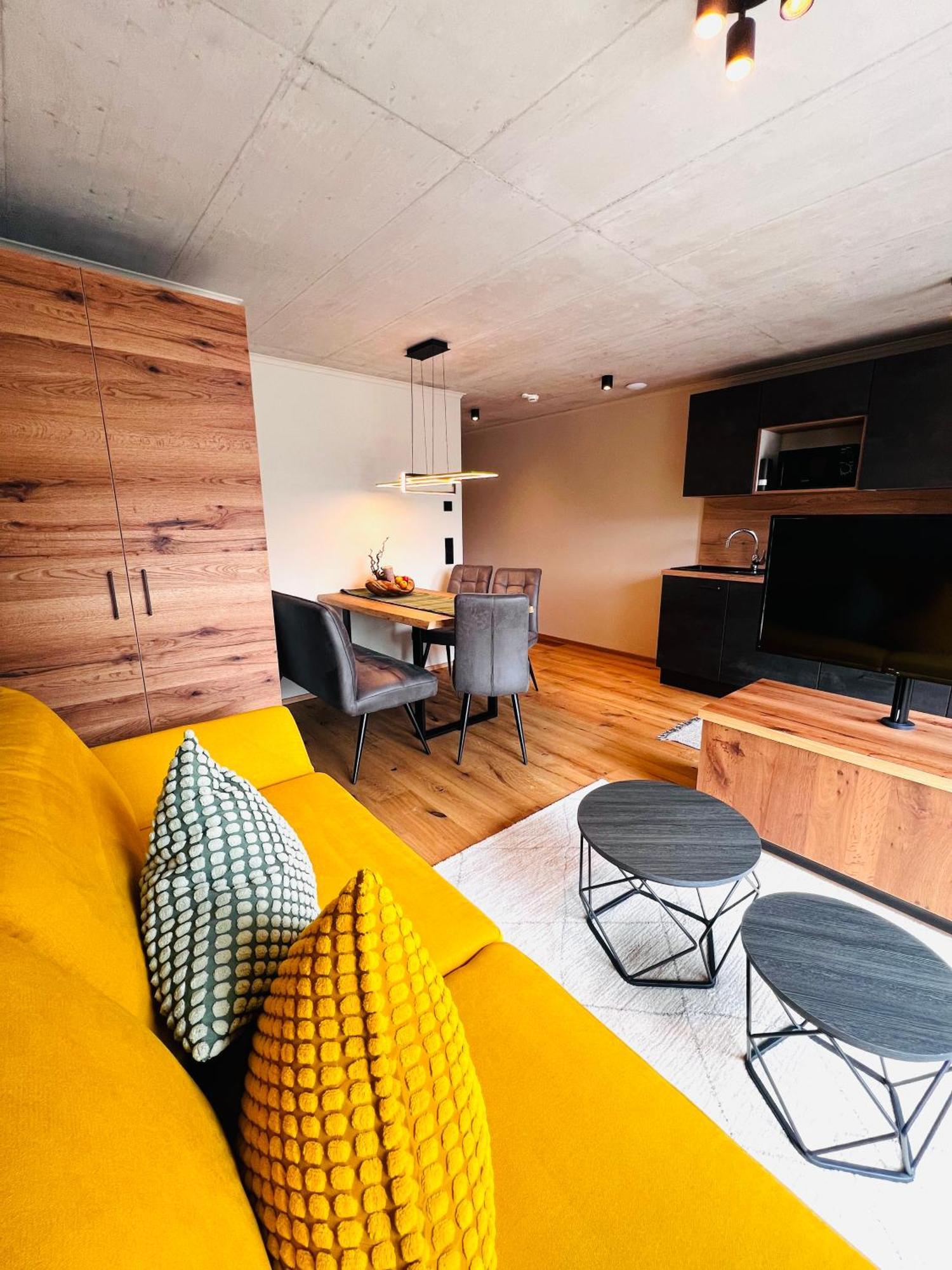 Hoisler'S Appartements Ehrwald Extérieur photo